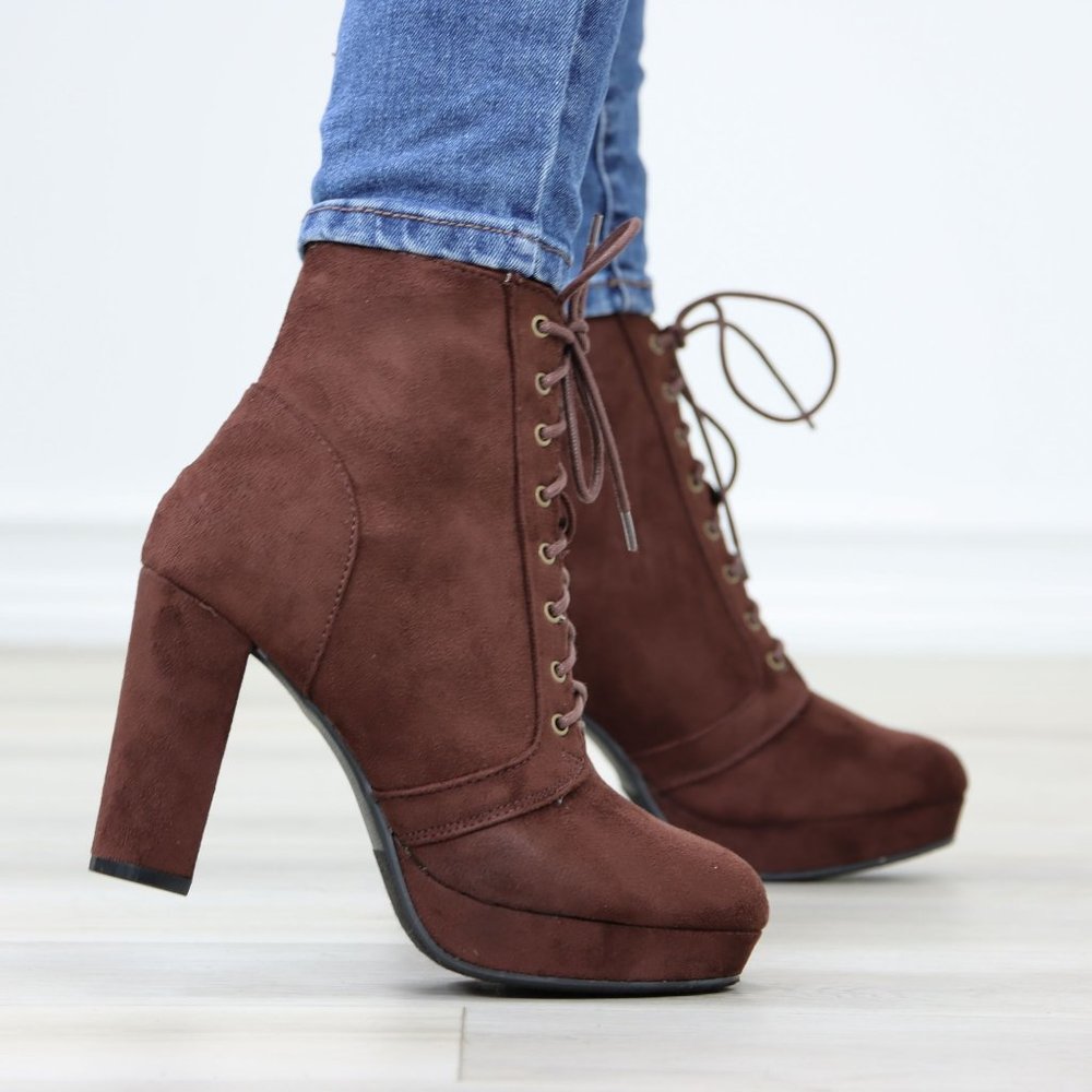 Brown Faux Suede Lace-Up Block High Heeled Platform Ankle Boots - Picture 4 of 11
